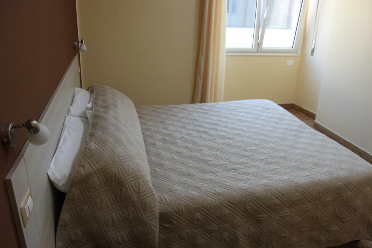 Dei Mille Bed & Breakfast Sassari Exterior photo